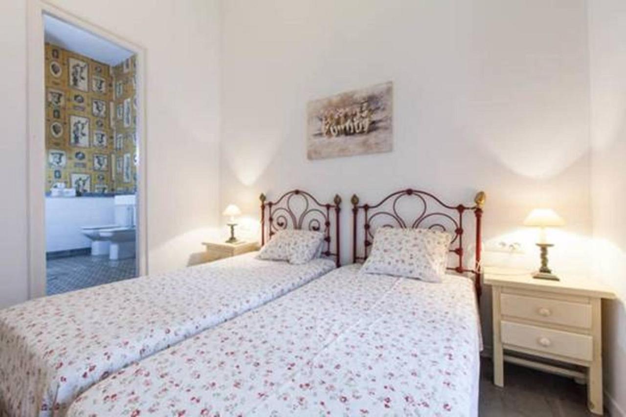 Apartamentos Rg Arenal Sevilla Pokoj fotografie