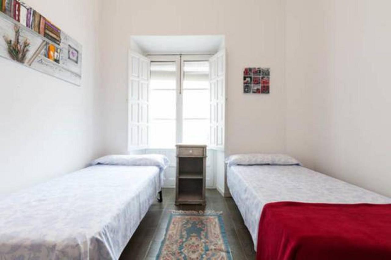 Apartamentos Rg Arenal Sevilla Pokoj fotografie
