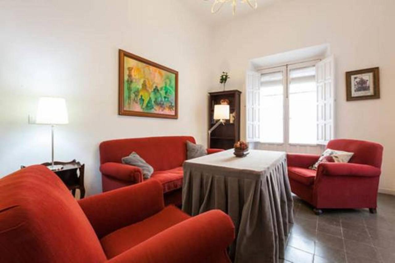 Apartamentos Rg Arenal Sevilla Pokoj fotografie