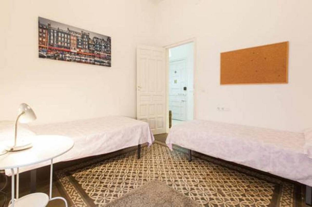 Apartamentos Rg Arenal Sevilla Pokoj fotografie