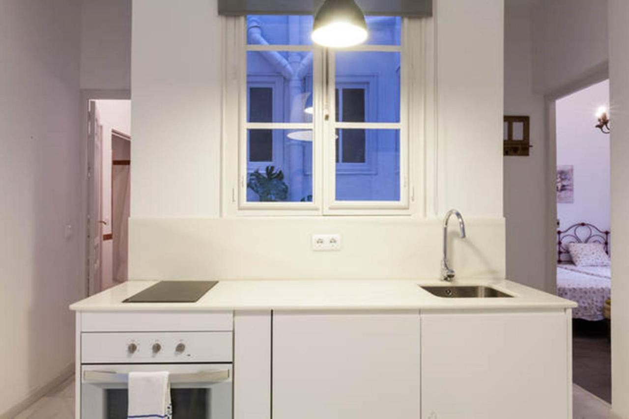 Apartamentos Rg Arenal Sevilla Pokoj fotografie